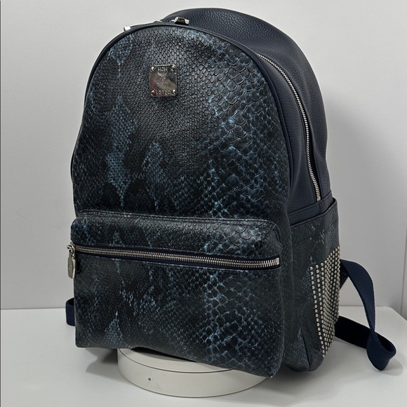 💯Authentic MCM Snakeskin Embossed Visetos Studded Medium Stark Backpack🍀 - Picture 1 of 17